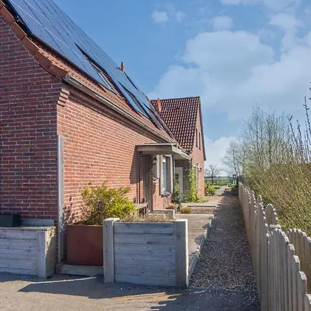 Treibholz | Ruhiger Nordseeurlaub Hilgenriedersiel Hagermarsch